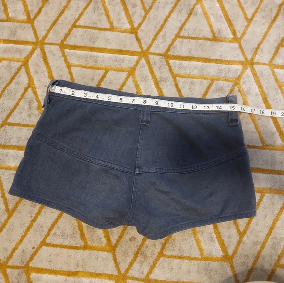 Vintage 70s womens shorts - Picture 3 of 8